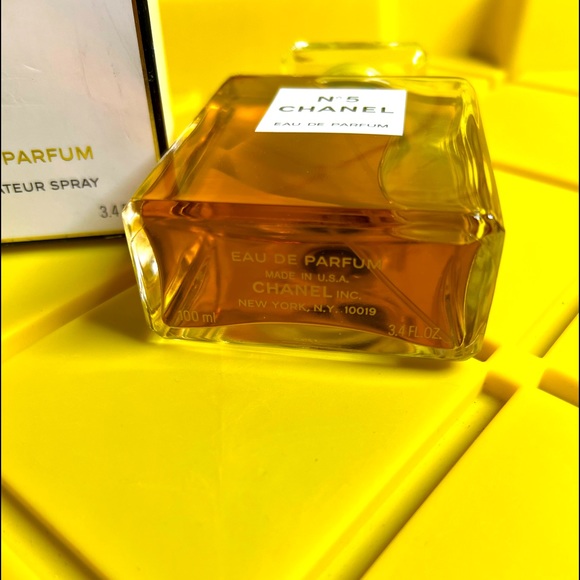 New Unused 3.4 fl oz Chanel No 5 Paris Eau De Parfum Spray - Picture 2 of 4